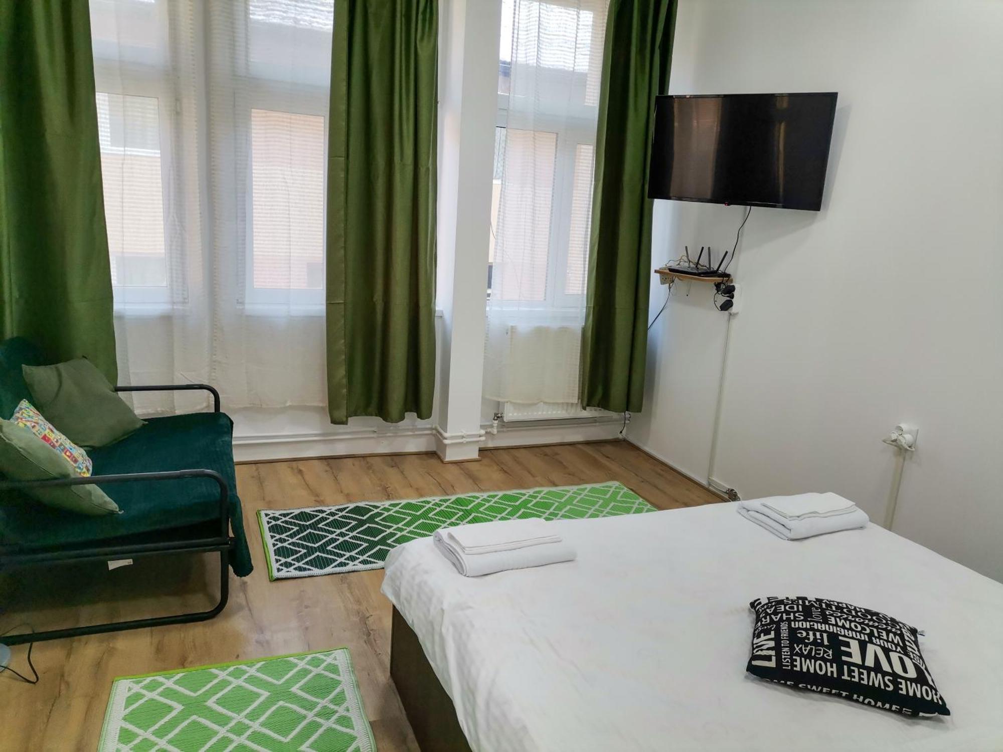 Central Kronstadt Apartments Брашов Экстерьер фото